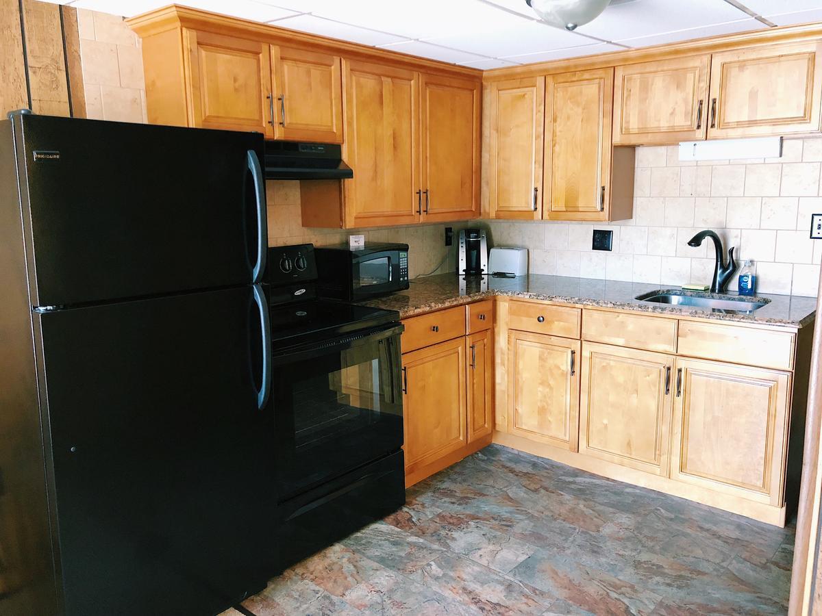 Shore Meadows Lodge Llc Lake George Esterno foto